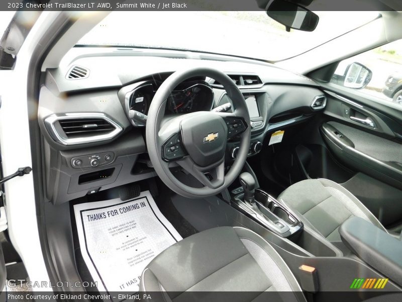 Summit White / Jet Black 2023 Chevrolet TrailBlazer LT AWD