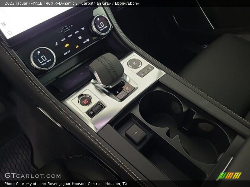  2023 F-PACE P400 R-Dynamic S 8 Speed Automatic Shifter
