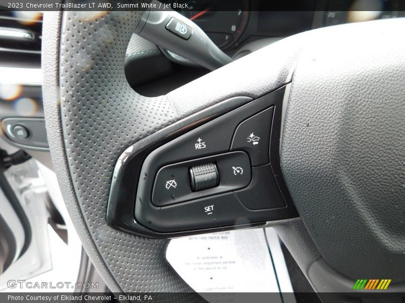 Summit White / Jet Black 2023 Chevrolet TrailBlazer LT AWD