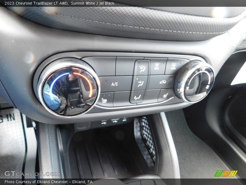 Summit White / Jet Black 2023 Chevrolet TrailBlazer LT AWD