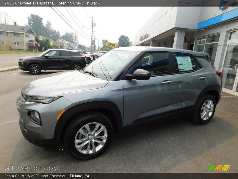 Sterling Gray / Jet Black 2023 Chevrolet TrailBlazer LS