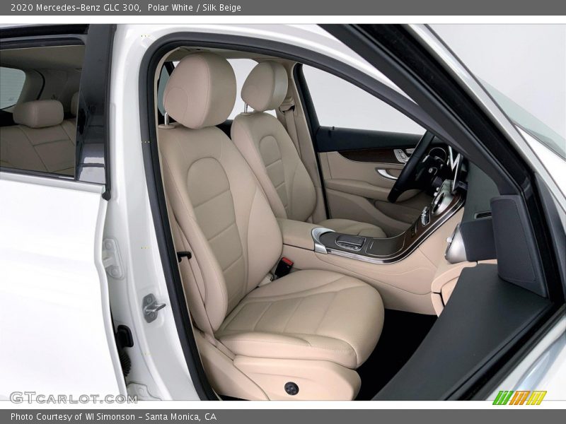 Polar White / Silk Beige 2020 Mercedes-Benz GLC 300