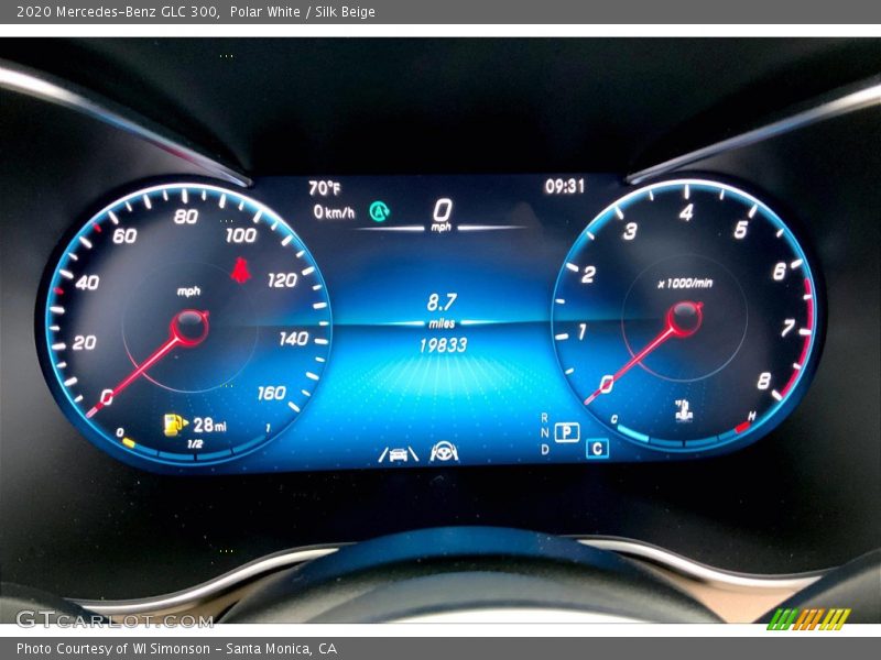 Polar White / Silk Beige 2020 Mercedes-Benz GLC 300