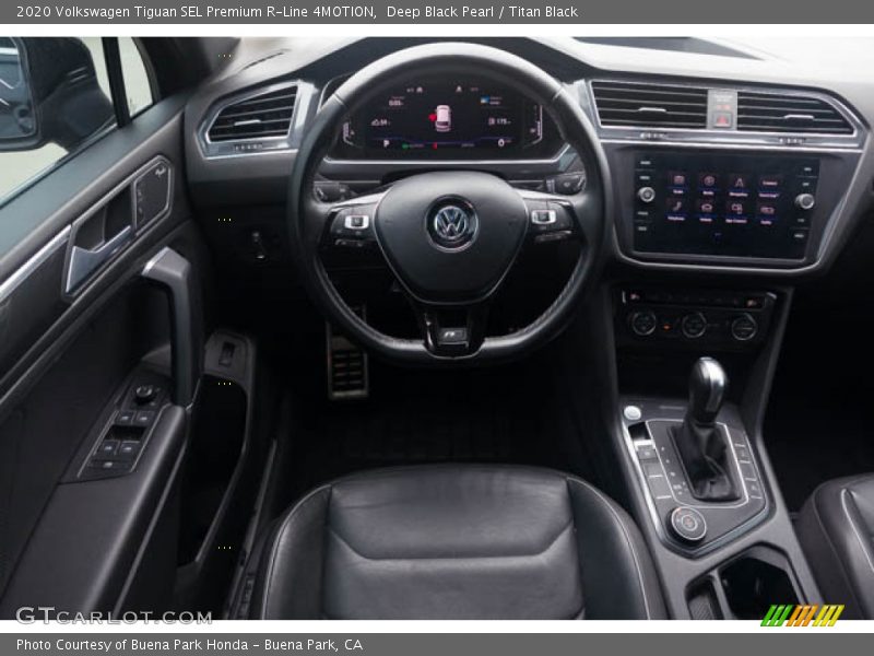 Dashboard of 2020 Tiguan SEL Premium R-Line 4MOTION