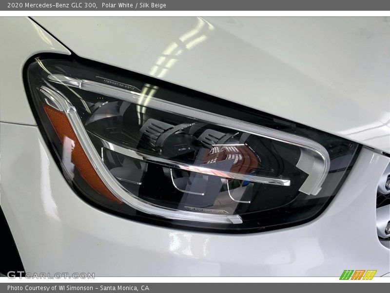 Polar White / Silk Beige 2020 Mercedes-Benz GLC 300