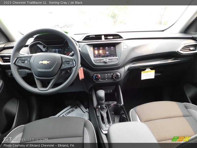 Sterling Gray / Jet Black 2023 Chevrolet TrailBlazer LS