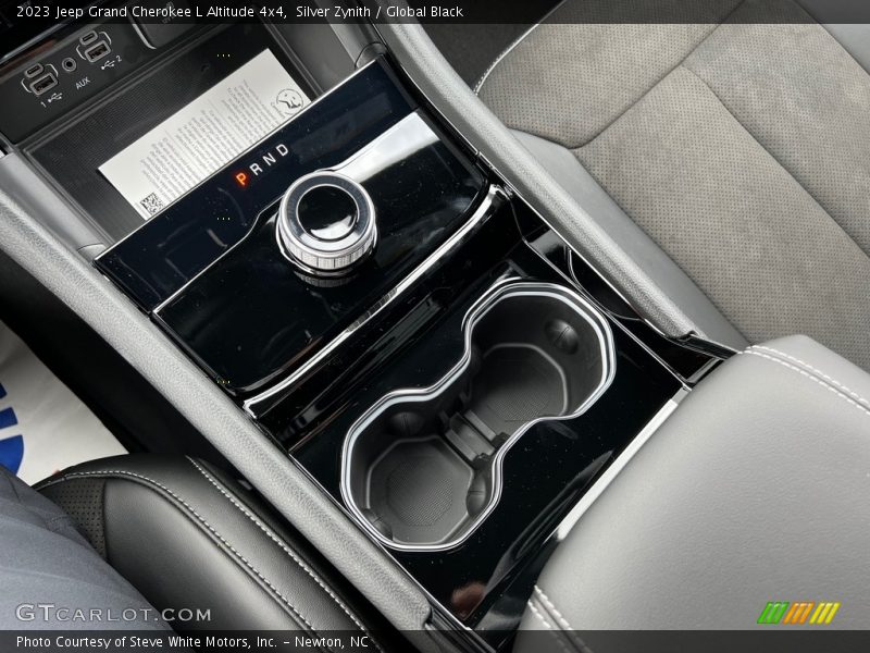  2023 Grand Cherokee L Altitude 4x4 8 Speed Automatic Shifter