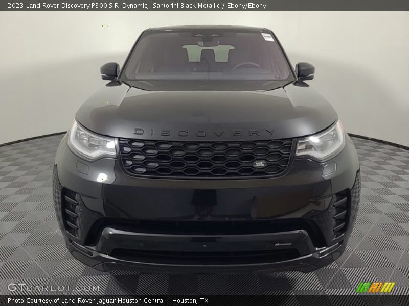 Santorini Black Metallic / Ebony/Ebony 2023 Land Rover Discovery P300 S R-Dynamic