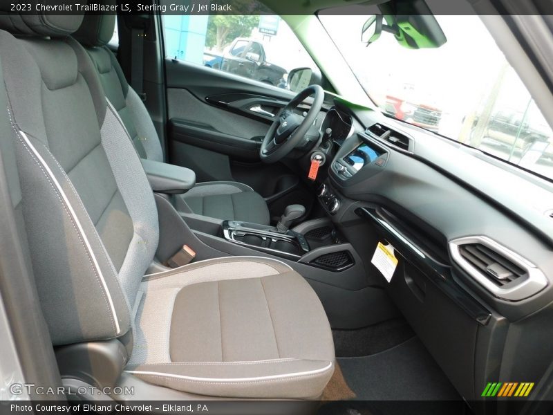 Sterling Gray / Jet Black 2023 Chevrolet TrailBlazer LS