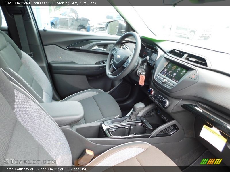 Sterling Gray / Jet Black 2023 Chevrolet TrailBlazer LS