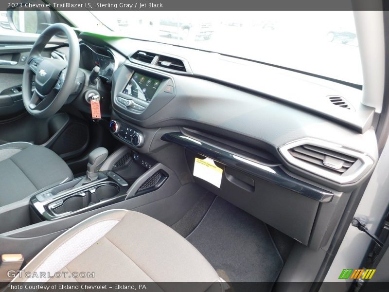 Sterling Gray / Jet Black 2023 Chevrolet TrailBlazer LS