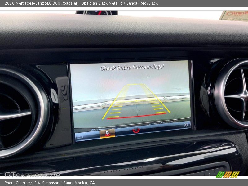 Obsidian Black Metallic / Bengal Red/Black 2020 Mercedes-Benz SLC 300 Roadster