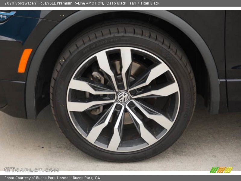  2020 Tiguan SEL Premium R-Line 4MOTION Wheel