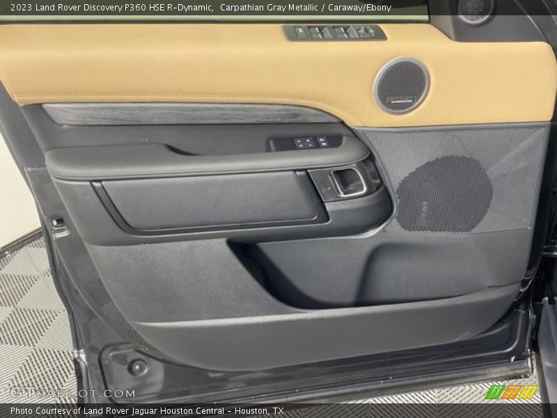 Door Panel of 2023 Discovery P360 HSE R-Dynamic