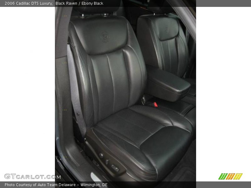 Black Raven / Ebony Black 2006 Cadillac DTS Luxury