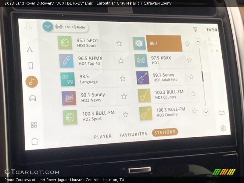Controls of 2023 Discovery P360 HSE R-Dynamic