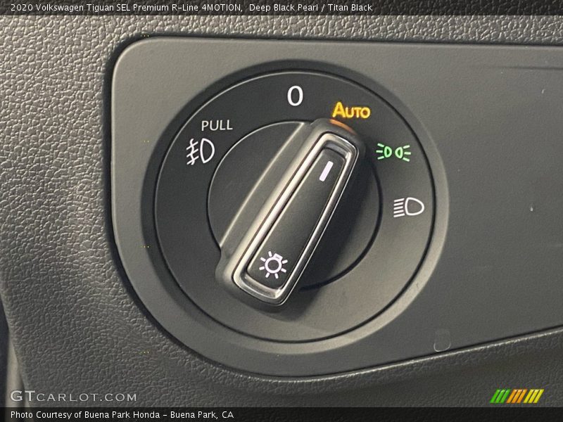 Controls of 2020 Tiguan SEL Premium R-Line 4MOTION