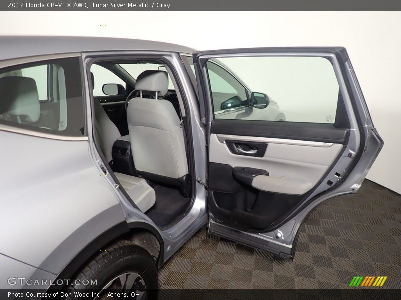 Lunar Silver Metallic / Gray 2017 Honda CR-V LX AWD