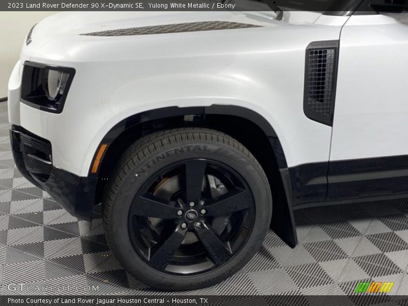  2023 Defender 90 X-Dynamic SE Wheel