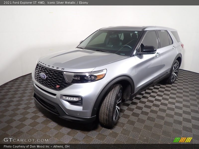 Iconic Silver Metallic / Ebony 2021 Ford Explorer ST 4WD