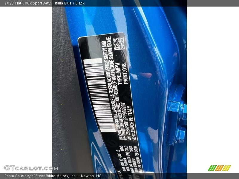 2023 500X Sport AWD Italia Blue Color Code 018