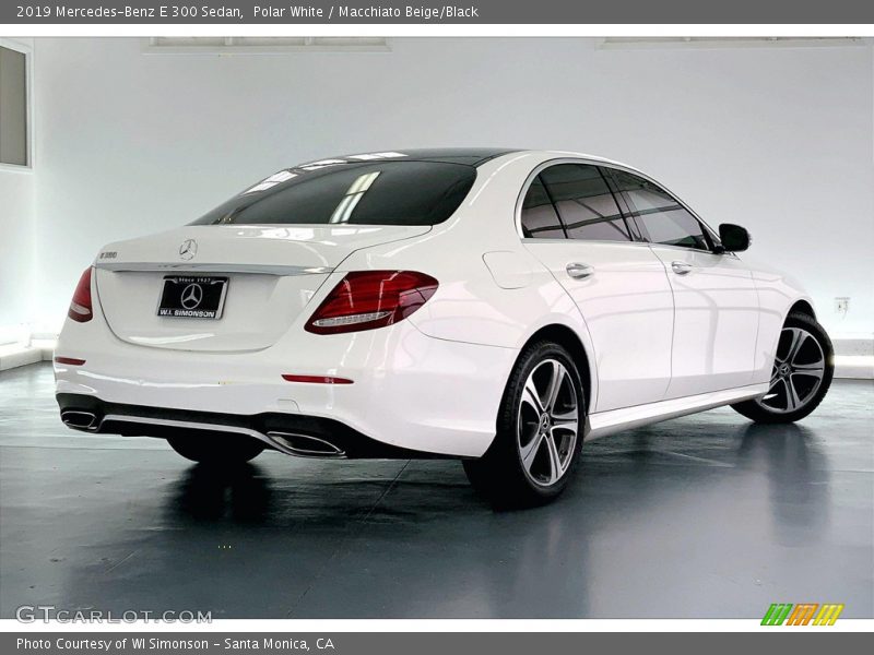 Polar White / Macchiato Beige/Black 2019 Mercedes-Benz E 300 Sedan