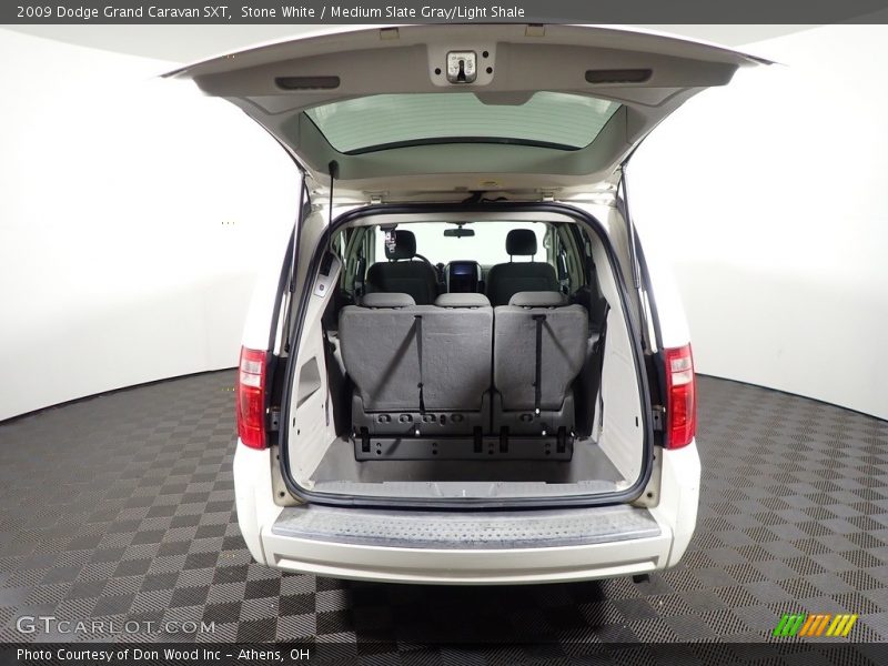 Stone White / Medium Slate Gray/Light Shale 2009 Dodge Grand Caravan SXT