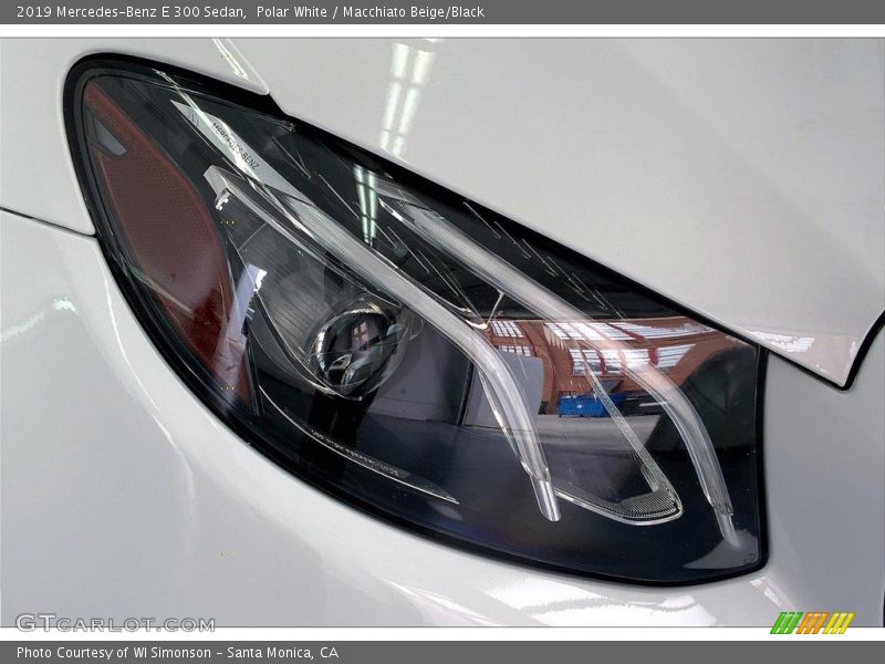 Polar White / Macchiato Beige/Black 2019 Mercedes-Benz E 300 Sedan