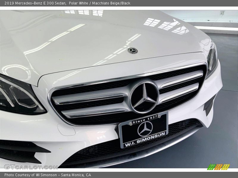 Polar White / Macchiato Beige/Black 2019 Mercedes-Benz E 300 Sedan