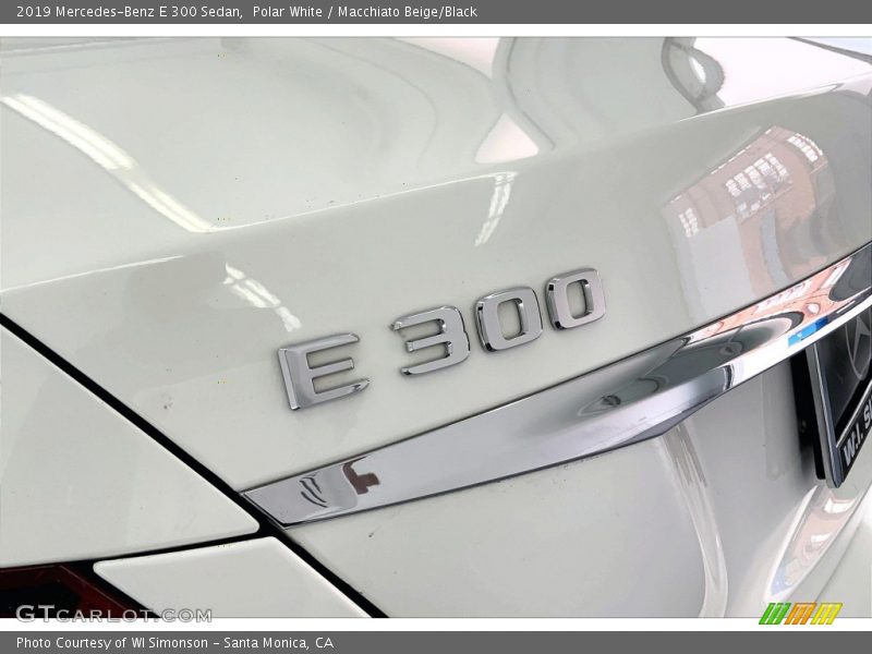  2019 E 300 Sedan Logo