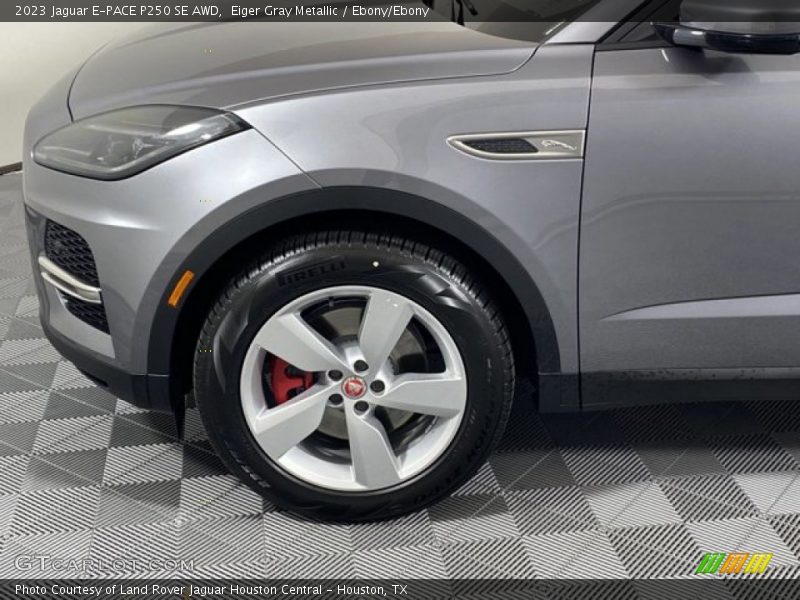  2023 E-PACE P250 SE AWD Wheel