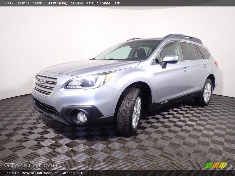 Ice Silver Metallic / Slate Black 2017 Subaru Outback 2.5i Premium