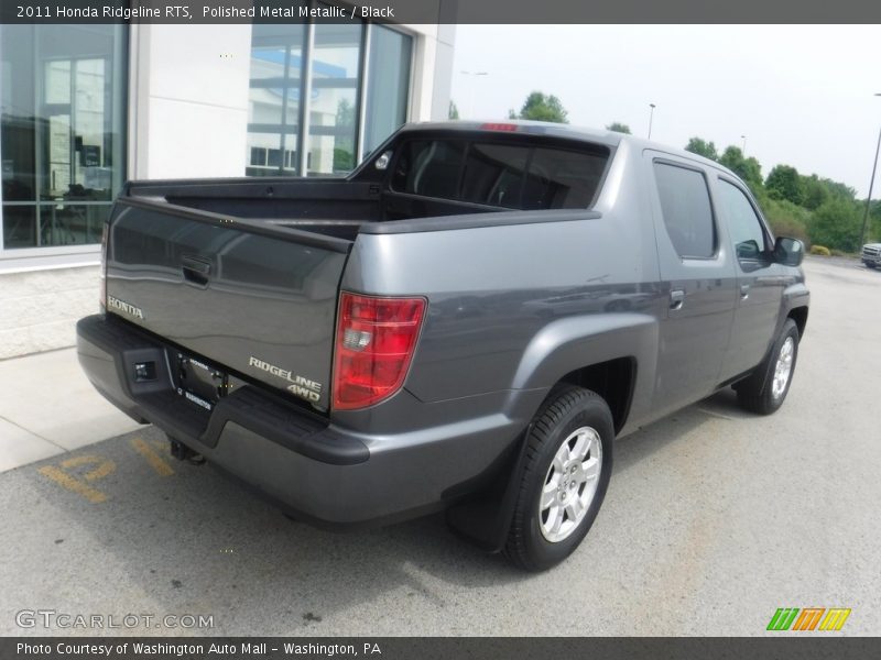 Polished Metal Metallic / Black 2011 Honda Ridgeline RTS