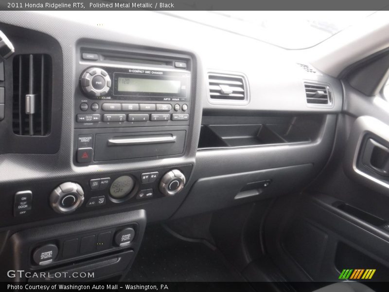 Polished Metal Metallic / Black 2011 Honda Ridgeline RTS