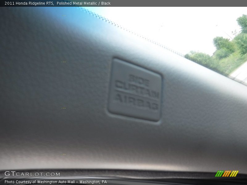 Polished Metal Metallic / Black 2011 Honda Ridgeline RTS