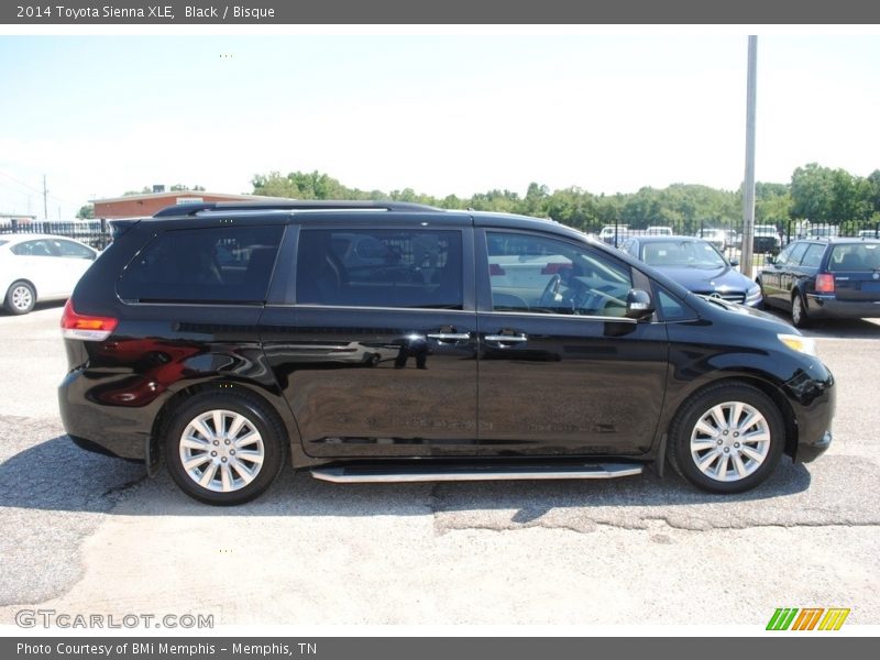 Black / Bisque 2014 Toyota Sienna XLE