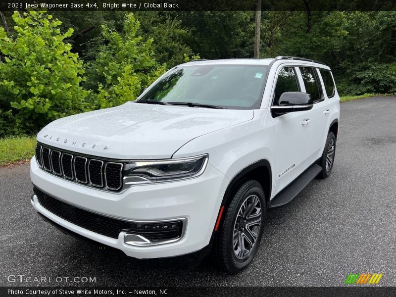 Bright White / Global Black 2023 Jeep Wagoneer Base 4x4