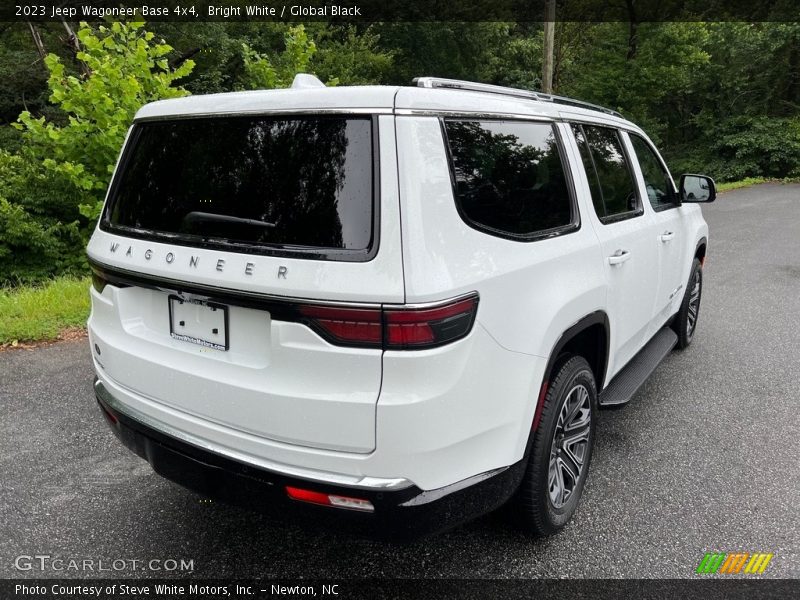 Bright White / Global Black 2023 Jeep Wagoneer Base 4x4