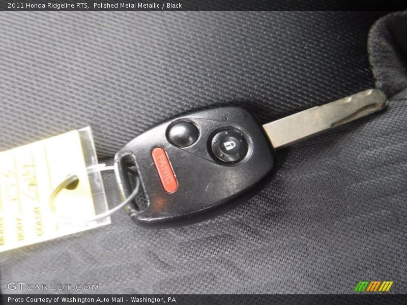 Polished Metal Metallic / Black 2011 Honda Ridgeline RTS