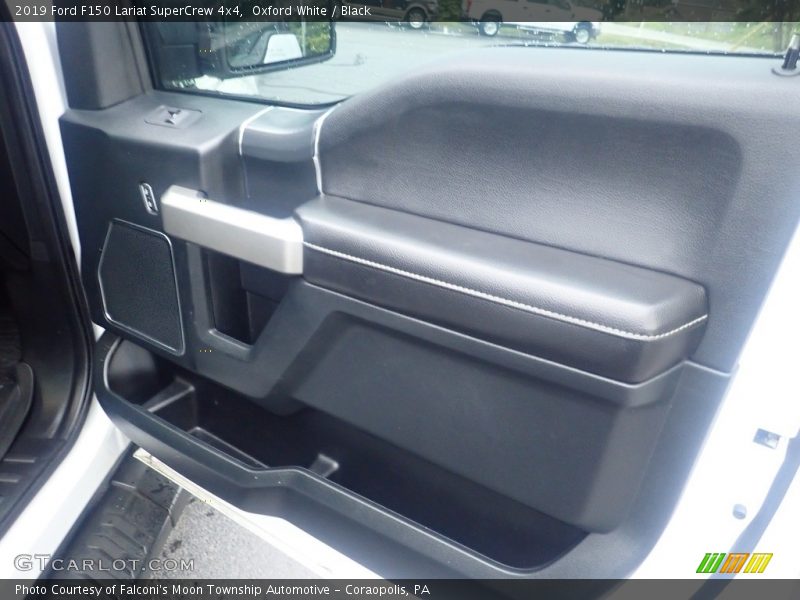 Oxford White / Black 2019 Ford F150 Lariat SuperCrew 4x4