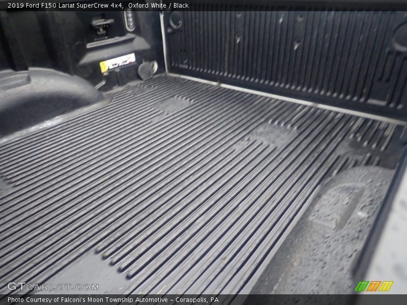 Oxford White / Black 2019 Ford F150 Lariat SuperCrew 4x4
