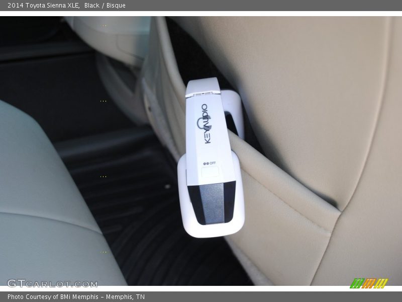 Black / Bisque 2014 Toyota Sienna XLE