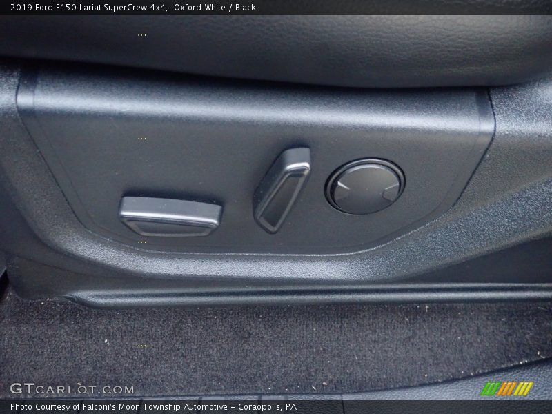 Oxford White / Black 2019 Ford F150 Lariat SuperCrew 4x4