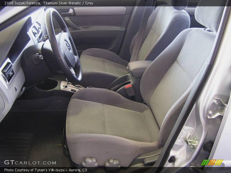 Titanium Silver Metallic / Grey 2008 Suzuki Forenza