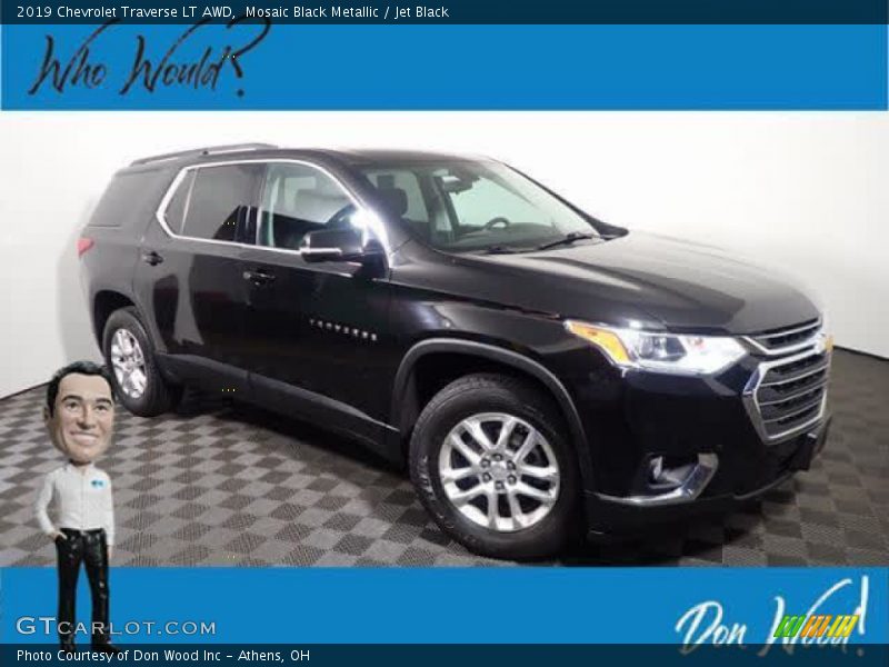 Mosaic Black Metallic / Jet Black 2019 Chevrolet Traverse LT AWD