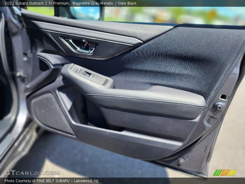 Magnetite Gray Metallic / Slate Black 2021 Subaru Outback 2.5i Premium
