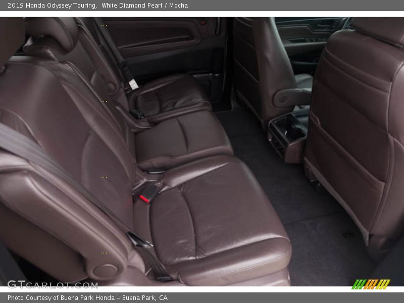 White Diamond Pearl / Mocha 2019 Honda Odyssey Touring