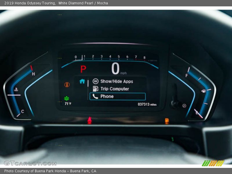 White Diamond Pearl / Mocha 2019 Honda Odyssey Touring