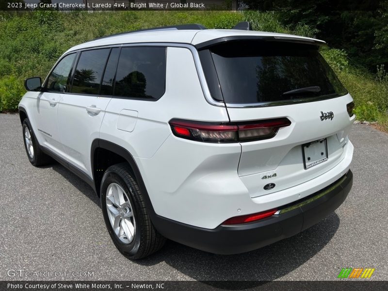 Bright White / Global Black 2023 Jeep Grand Cherokee L Laredo 4x4