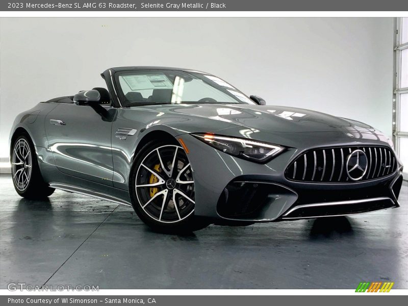 Front 3/4 View of 2023 SL AMG 63 Roadster